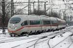 403 052-4 bei der Einfahrt in Dortmund 19.12.2010