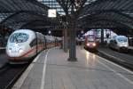 403 529-1 mit Thalys 4305 und weiterem ICE in Kln Hbf.