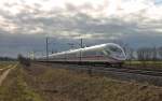 Nachschuss aus ICE 105/505 (Amsterdam CS/Köln Hbf - Basel SBB) am 03.01.2014 der an diesem Tag aus 403 032-6  Augsburg  und 406 007-5  Hannover  bestand und hier auf den letzten Kilometern vor