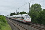 ICE-Zug 9016 bei Angermund gen Düsseldorf Hbf fahrend.