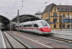 812 213-3 (Tz 9213) wartet auf Gleis 6 in Halle(Saale)Hbf auf Ausfahrt.