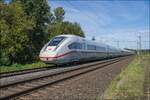 ICE 812 050 ist am 14.09.2023 in Richtung Frankfurt/M. bei Kerzell unterwegs.