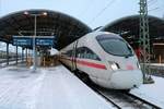 411 071-4 (Tz 1155  Mühlhausen/Thüringen ) als ICE 1539 (Linie 15) von Frankfurt(Main)Hbf nach Berlin Hbf (tief) steht in Halle(Saale)Hbf auf Gleis 10.