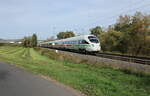 DB 411 066  Bingen am Rhein  + 415 502  Karlsruhe  als ICE 1650 von Dresden Hbf nach Wiesbaden Hbf, am 28.10.2022 in Hauneck.