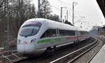 DB Fernverkehr AG mit dem ICE 1710 Richtung Ostseebad Binz mit dem ICE Tz 1164 Taufname:  Rödental   411 064-9......  am 23.02.23 Berlin Buch.