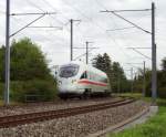 411 080  Darmstadt  fhrt als ICE 181 Stuttgart Hbf - Zrich HB durch Altenburg-Rheinau.