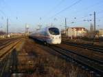 411 006 am 21.12.2007 bei der Einfahrt in Dresden-Neustadt.