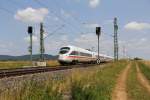 411 066-4  Bingen am Rhein  bei Staffelstein am 14.08.2013.