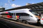 DB 415 522-2 (93 80 5415 522-2 D-DB) als ICE 1559 von Wiesbaden Hbf nach Dresden Hbf, in Frankfurt (M) Hbf; 15.04.2011