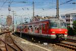 420 436-8 DB S-Bahn Köln als S12 in Köln Hbf, Juni 2022. Ende des Bahnsteiges fotografiert!