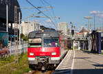 420 478 als S2 Erding-Altomünster erreicht am 21.08.2022 die Station Hackerbrücke. 