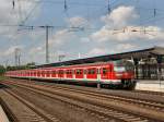 Der 420 308 am 27.08.2009 im Hanauer Hbf. 