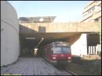 Die Station Schwalbach am Taunus (Limes) pr�sentiert sich auch nach fast 30 Jahren - Schwalbach am Taunus wurde 1978 an das S-Bahn-Netz angeschlossen - noch unver�ndert in der Beton-Architektur der
