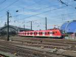 Ein Zug der Baureihe 422 fuhr am 01.08.2015 als S-Bahn in Richtung Köln Hbf.