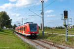 423 154 passiert auf seinem Weg von Altomünster nach Dachau das Einfahrsignal von Kleinberghofen