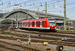 423 047-0 S19 nach Hennef, Ausfahrt Hbf Köln - 23.06.2019