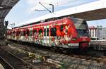 423 551-1 verlässt am 19.06.2021 als S19 (S 33342) von Sindorf nach Hennef(Sieg) den Kölner Hauptbahnhof.