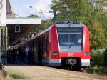 423 310/810 un ein weiterer auf dem Weg nach Plochingen hier beim Halt in Esslingen(Neckar) Hbf.