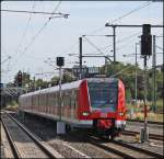 423 039 und 196 als S12 nach Hennef bei der Einfahrt in Dren Hbf 22.8.2009