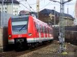 423 167/667 f�hrt zusammen mit 423 124/624 als S1 von Grafing kommend in  Hackerbr�cke  ein.