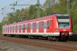 Der 423 035-5 fhrt auf der S8 von Mnchengladbach nach Hagen in Wuppertal Vohwinkel am 20.04.2011