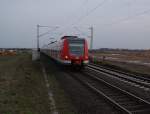 423 748-3 als S11 nach Dsseldorf Flughafen fhrt hier kurz vorm Bahnsteig in Allerheiligen mit verminderter Geschwindigkeit heran......am Freitag den 22.