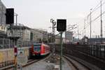 Aus dem Stammstreckentunnel von Mnchen heraus steuert 423 670-9 am 17.04.13 als S1 nach Freising/Mnchen Flughafen ihren nchsten Halt Mnchen Hackerbrcke an.