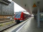 423 715-2 fhrt  hier als S1 nach Mnchen-Ostbahnhof in den Hp Mnchen-Hackerbrcke ein, 20.Mai 2013.