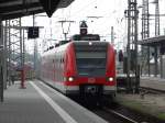 DB Regio Hessen S-Bahn Rhein Main 423 876-2 (ReDesign) erreicht am 12.07.14 Frankfurt am Main Hbf als S5 