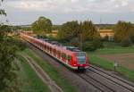 Als S2 nach Petershausen steuert 423 280-7 am 19.08.14 seinen nächsten Halt Heimstetten an.