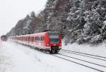 Der Zugzielanzeiger des 423 636-0 zeigte am 31.12.14 komischerweise an, woher er kam. Auf alle Fälle steuerte er Poing auf seinem Weg als S2 Richtung München an.