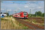 Der Essener 425 026 ist soeben als RB42  Haard-Bahn  von Essen nach Haltern am See gefahren, und wird nun die Wendezeit auf einem Seitengleis verbringen.