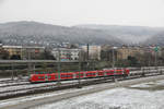 Ein Triebzug der Baureihe 425 der S-Bahn Rhein-Neckar (genaue Nummer unbekannt) erreicht den Heidelberger Hauptbahnhof.