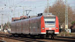 425 111 macht sich als Fahrt 38853 (RB 2) auf den Weg nach Karlsruhe.