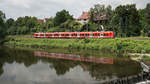 Ein Triebzug der Baureihe 425 am 09.06.2018 auf seinem Weg nach Landshut bei Volkmannsdorf nahe Moosburg an der Isar