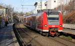 Ein Nachschuss von der Rhein Niers Bahn (RB33) aus Aachen-Hbf nach Duisburg-Hbf und kommt aus Richtung Aachen-Hbf und hilt in Aachen-Schanz und fährt dann weiter in Richtung