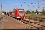 425 008-0 der S-Bahn Mittelelbe (DB Regio Südost) als S 39052 (S1) von Schönebeck-Bad Salzelmen nach Wittenberge verlässt den Bahnhof Stendal auf Gleis 3.