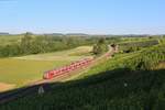 Am Abend des 24.06.2020 ist ein Triebzug der Baureihe 425 als Abellio Ersatz bei Lauffen am Neckar in Richtung Heilbronn unterwegs.