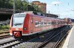 425 590-7  Saarlouis  wird am 21.06.2021 als RB81 (RB12122)  Moseltal-Bahn  nach Trier Hauptbahnhof im Koblenzer Hauptbahnhof bereitgestellt.