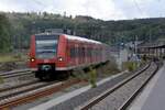 ALTENBEKEN (Kreis Paderborn), 26.07.2020, 425 551-9 der S-Bahn Hannover als S 5 nach Paderborn Hbf bei der Ausfahrt aus dem Bahnhof Altenbeken