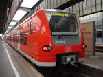 425 802-6 im Stuttgarter Hauptbahnhof.