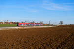 425 084 DB Regio als RB (Treuchtlingen - Würzburg Hbf) bei Uffenheim, 06.03.2021