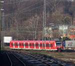 425 056/556 noch gut 300 Meter vom der Bahnsteigskante entfernt bei der Einfahrt von Herzogenrath im Februar 2008