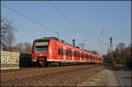 425 572/072 und ein weiterer 425er erreichen als RB42 (RB 20232)  HAARD-Bahn  den Bahnhof Haltern am See.