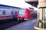 425 073 mit der RB 61 nach Bielefeld Hbf in Herford am 21.3.2005.