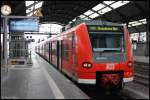 Hier der 425 076 als RB33 kurz nach seiner Ankunft in den Aachener Hbf.