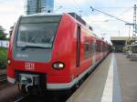 425-240 als Dienstfahrt am 9.7.2005 in Mannheim Hbf.