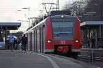 425 592-3 und 425 033-8 als RB48 (11222) nach Wuppertal Hbf in Wuppertal-Vohwinkel 27.3.10