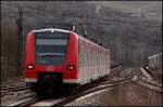 425 563/063 ist als RB81 nach Koblenz Hbf unterwegs. (Pfalzel am 02.04.2010)