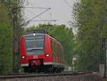 425 082-5 als RB11070 nach Duisburg am Km 25.4, 11.5.10